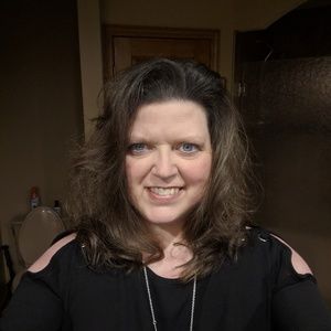 Meet your Posher, Tonya